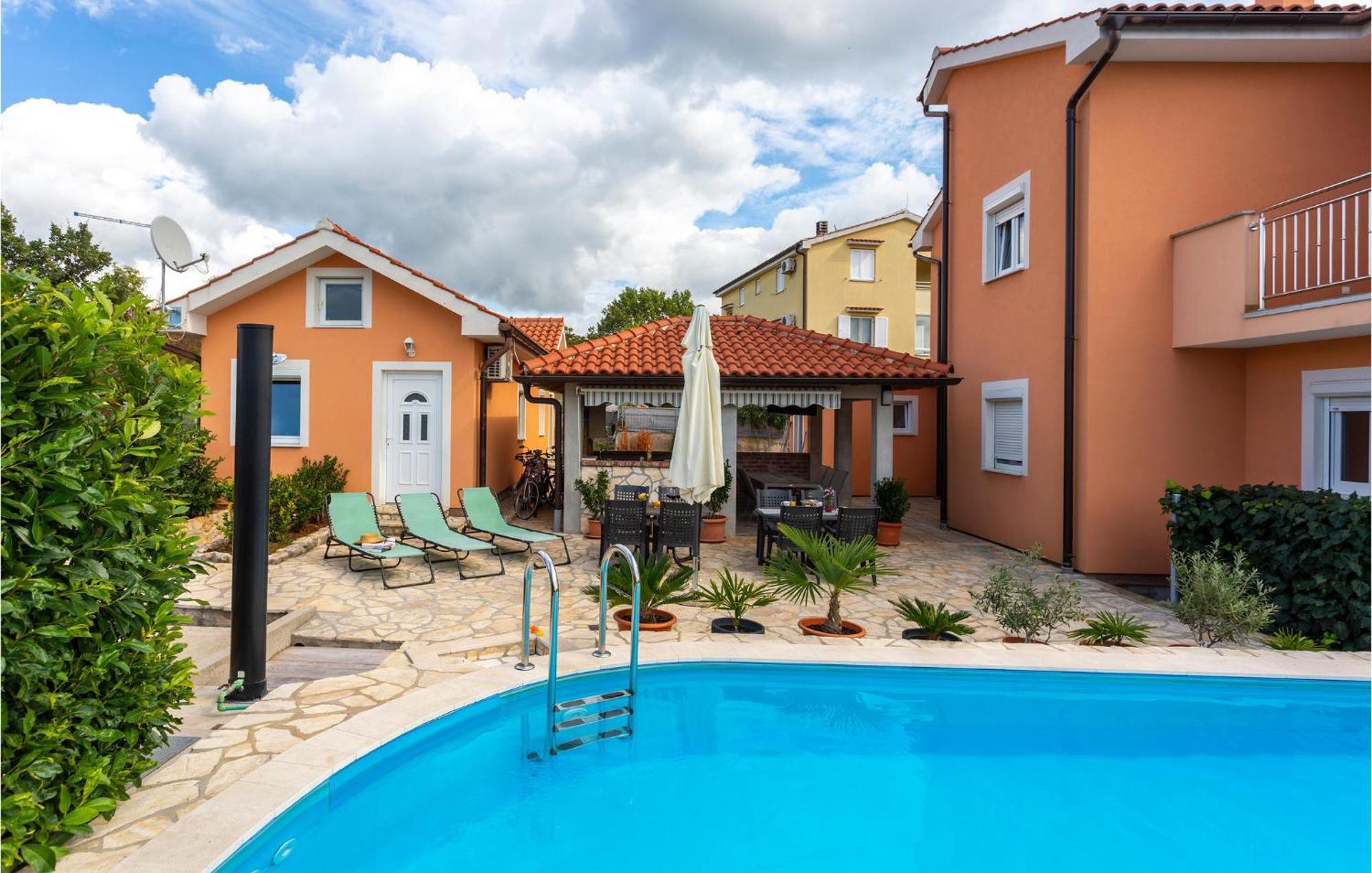 Nice Apartment In Sveti Vid-Miholjice Екстер'єр фото